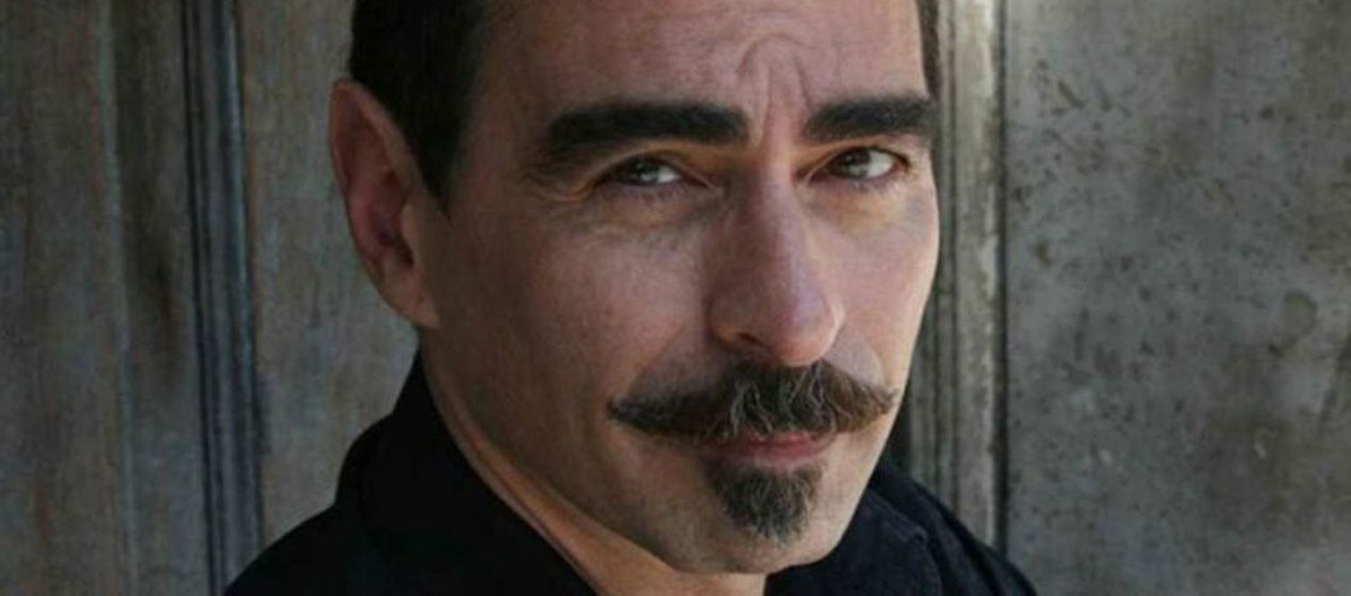 Andahazi presenta su libro "El equilibrista" en Espacio Clarín