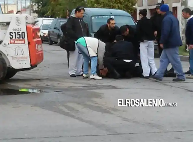 Coronel Rosales: Atropellaron a un inspector mientras ordenaba el tránsito