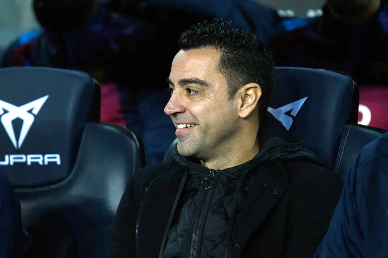 Xavi, por primera vez en el banco culé.