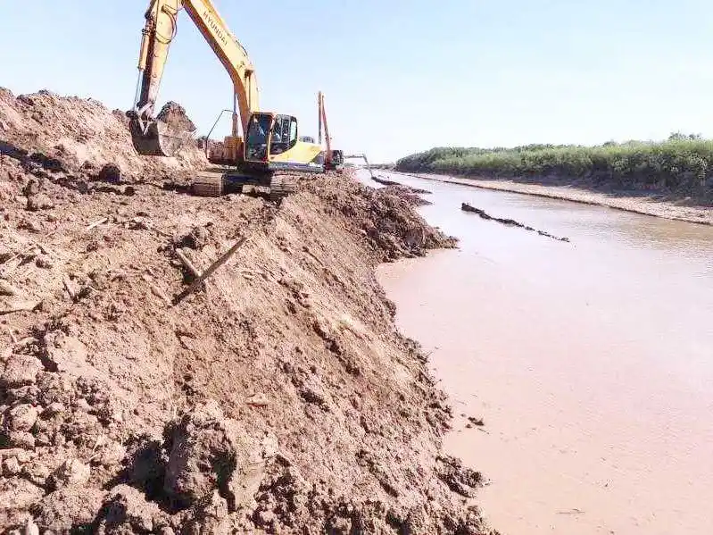 Crecida del río Pilcomayo: controlaron 
una filtración en la barrera de El Caracol