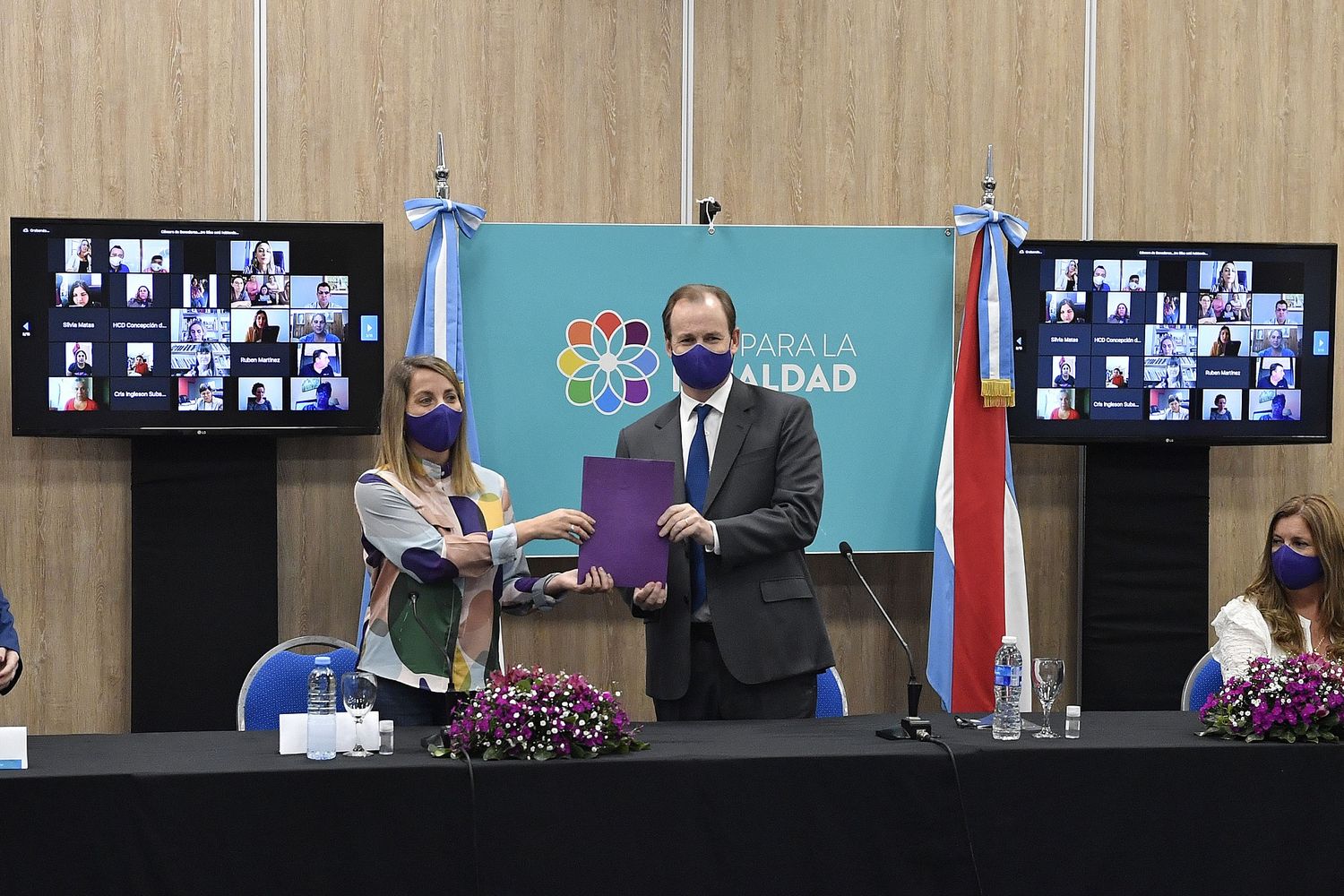 Bordet afirmó que militará desde lo político y lo personal el proyecto de paridad integral