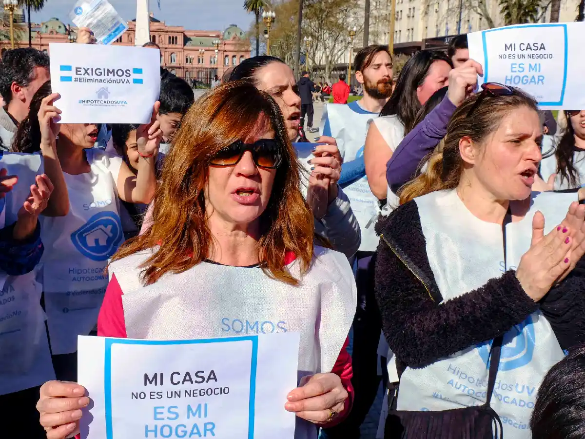 Advierten que las cuotas de los créditos UVA subirán 23% en enero