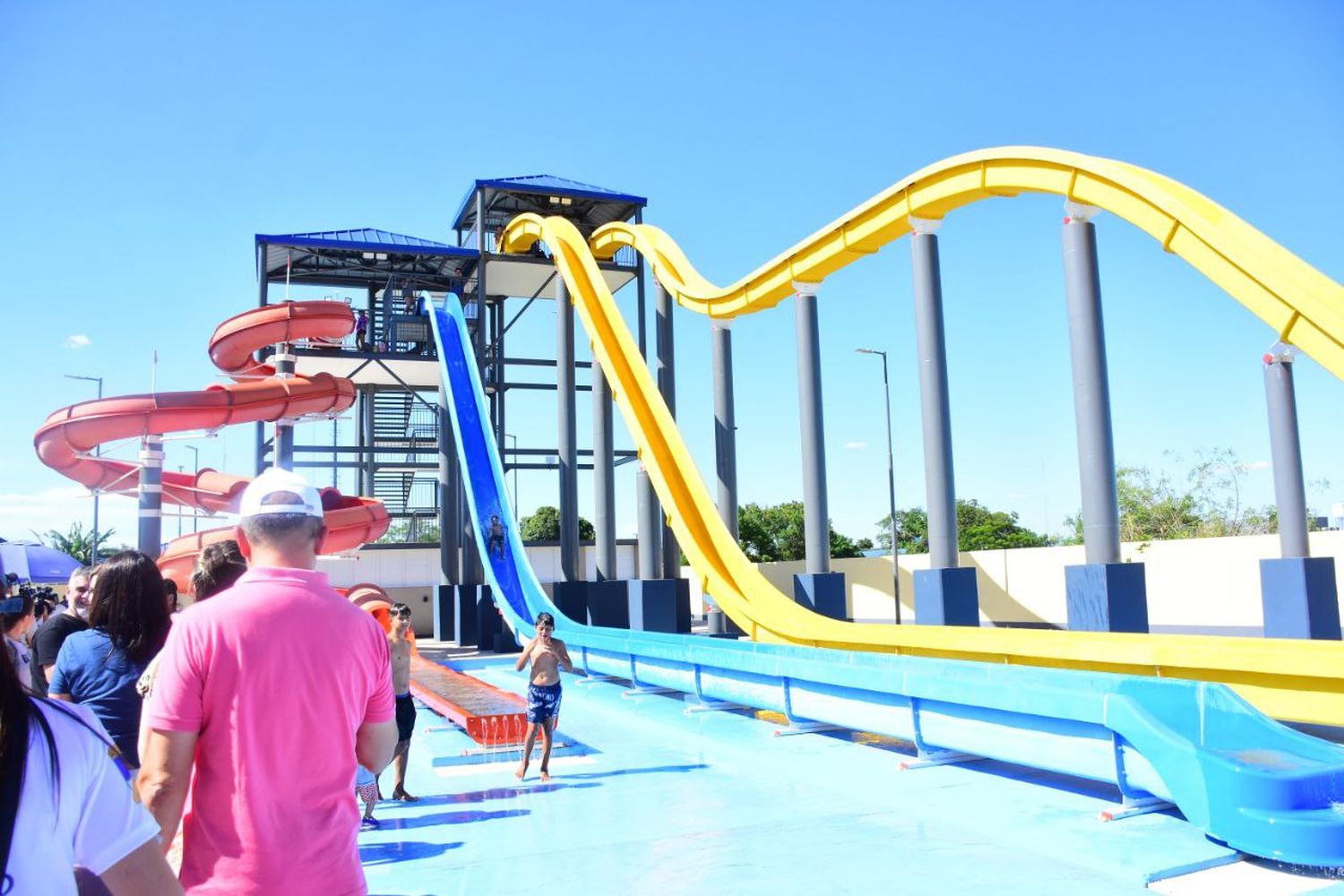 Propuestas de verano: Pileta libre, colonia de vacaciones y aquagym en el Parque Acuático “17 de Octubre”