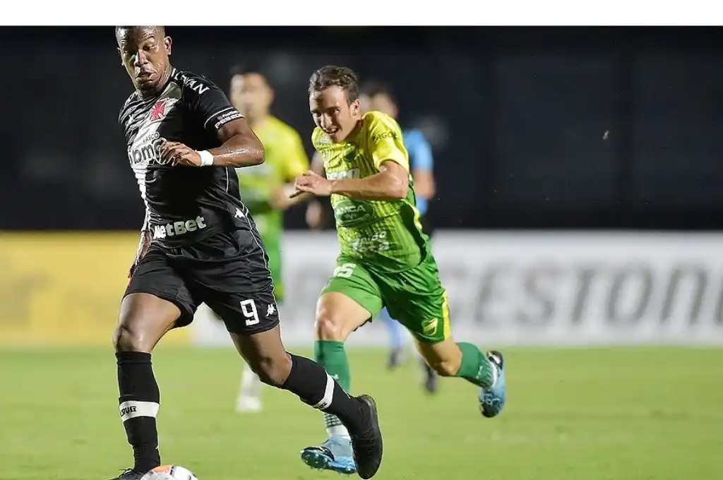 Defensa pasó a cuartos de final tras vencer a Vasco da Gama