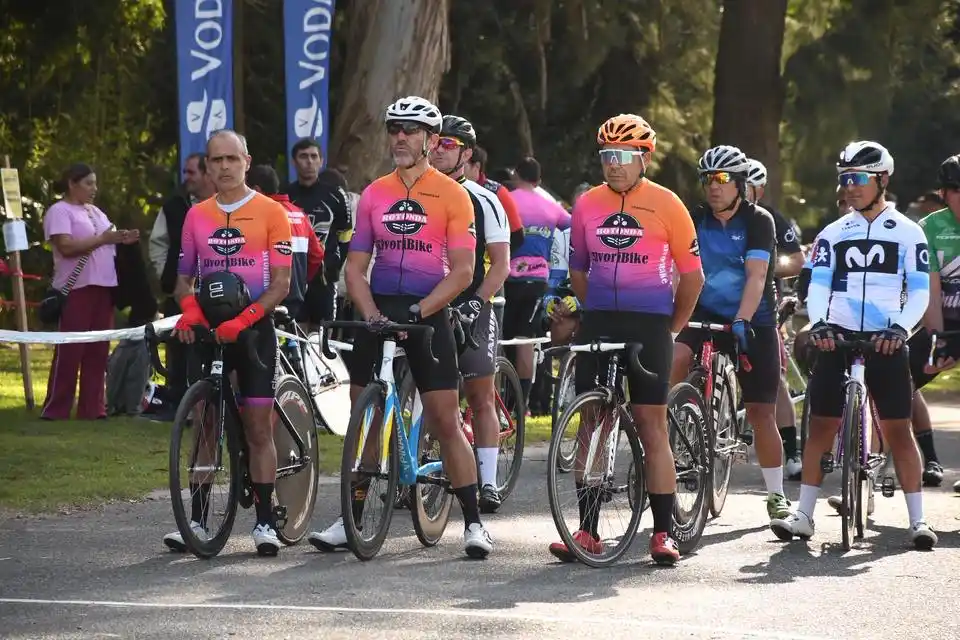 El ciclismo brilló el 25 de Mayo en el circuito Juan Carlos Haedo