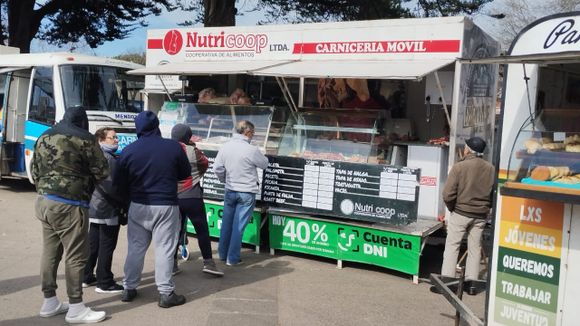 Vuelve la Carnicería Móvil con ofertas: pollo desde $2600 y cortes populares desde $4990 el kilo