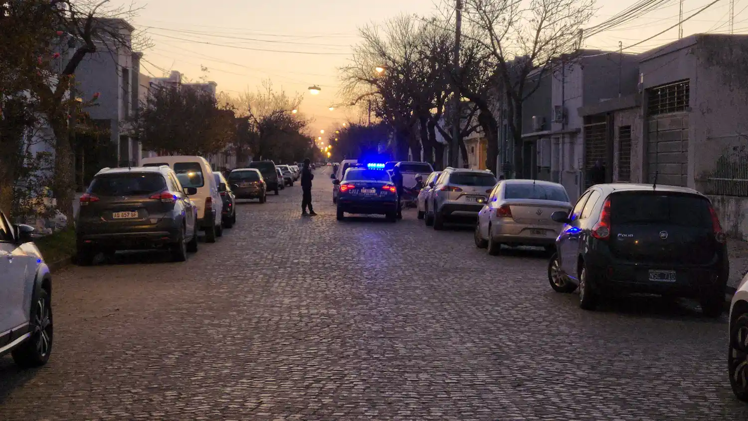 accidente de transito choque moto lamadrid bolivar camioneta policia - 3