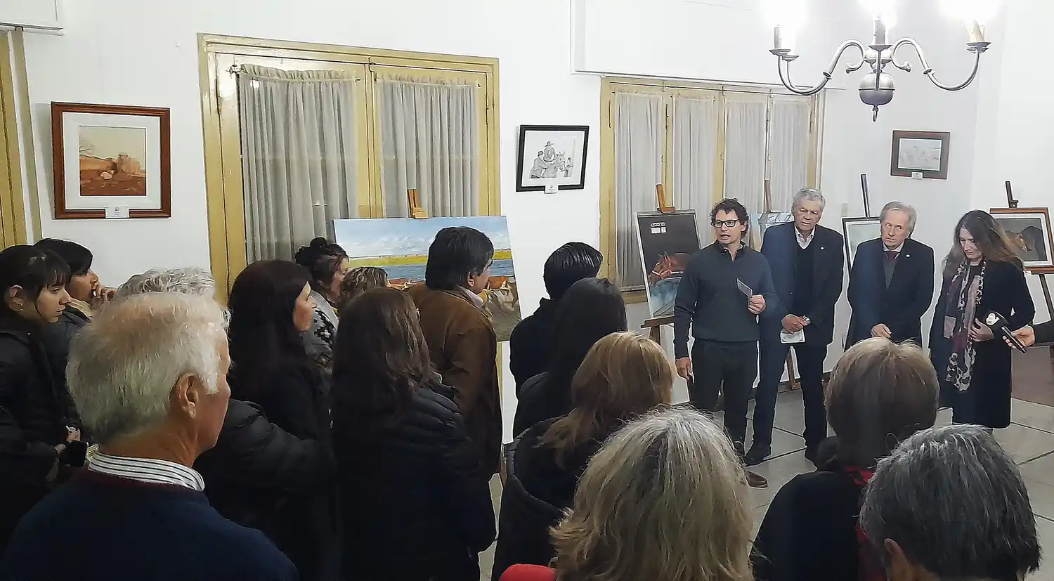 En la apertura, los directivos de cada institución, junto a Roberto Romani, realizaron la presentación de la muestra.