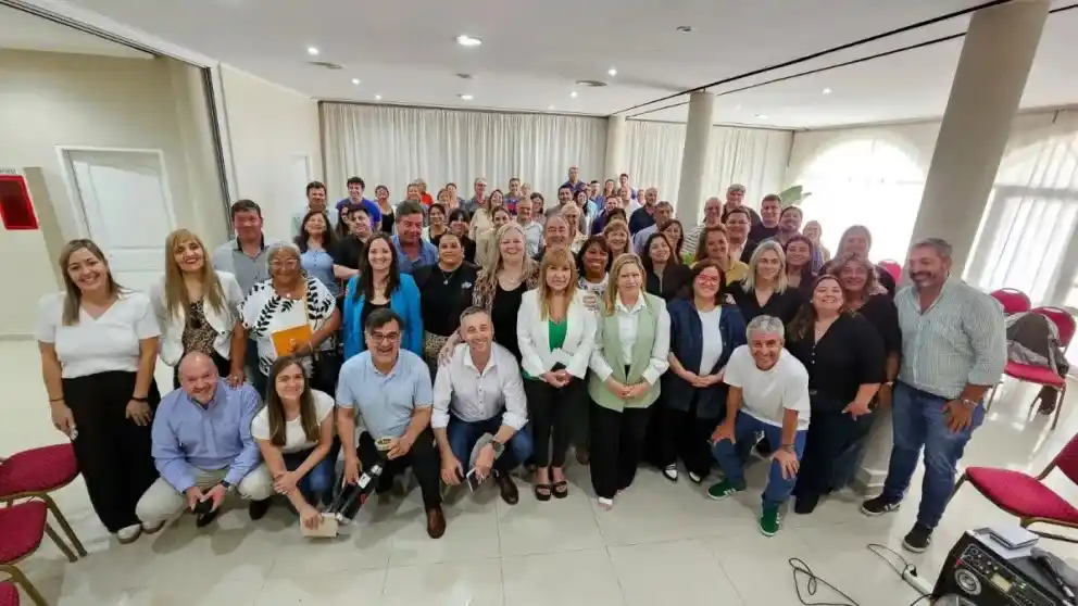 El Foro de Concejales de Juntos por Entre Ríos repudió el ataque al intendente Azcué y expresó su solidaridad