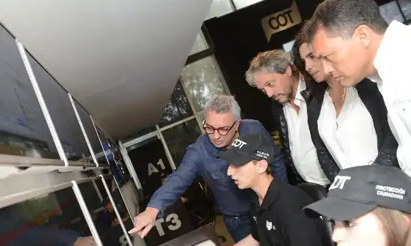 Julio Zamora recibió a Walter Festa en Tigre