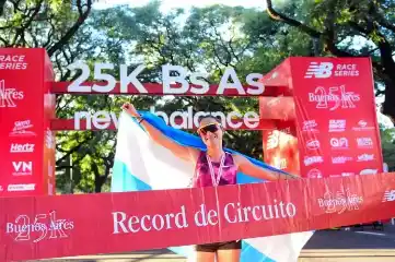 Florencia Borelli bajó el récord sudamericano en los 25 kms