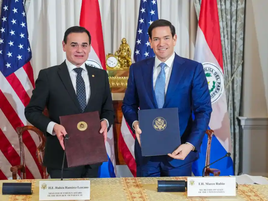 EEUU y Paraguay firman acuerdo que establece presencia militar estadounidense en el país sudamericano