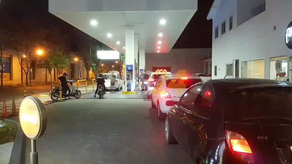 Los aumentos no se toman feriado: volvieron a subir los combustibles