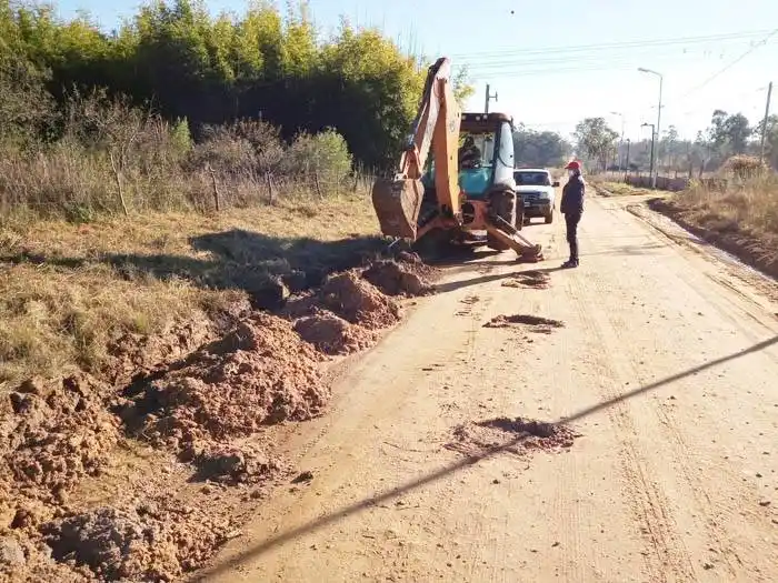 Realizaron trabajos de  reparación y perfilado en calles sin pavimentar de la ciudad 