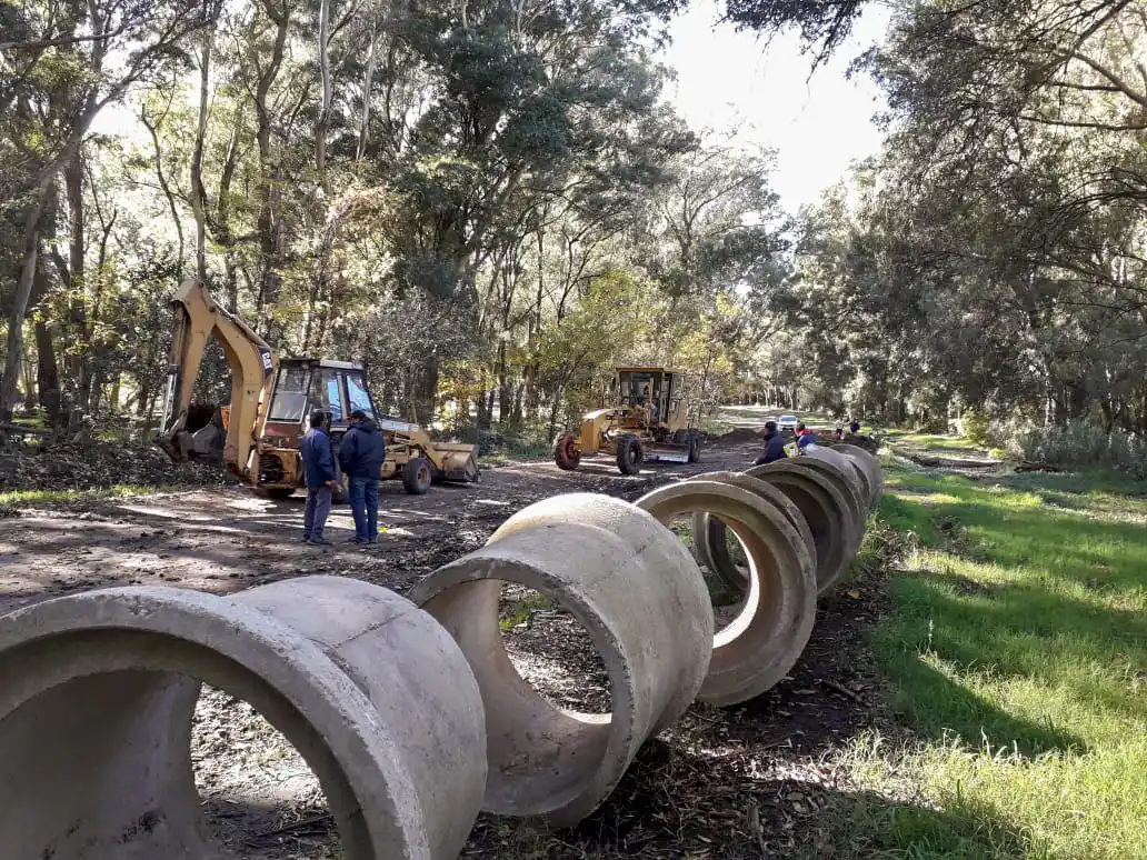 El Municipio reparó el camino interno de la Laguna de los Padres