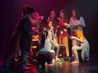 Doble función de “Barquito de Papel" a sala llena en el Malandra