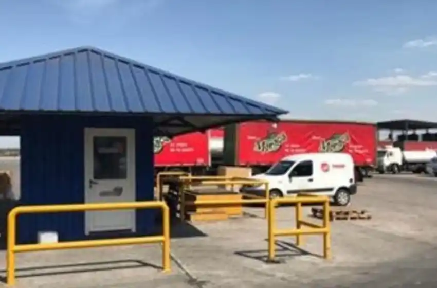 Allanaron la embotelladora de Manaos por presunta evasión