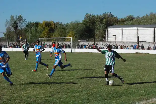 Juventud volvió a ganar y Pueblo Nuevo cuenta dos caídas al hilo