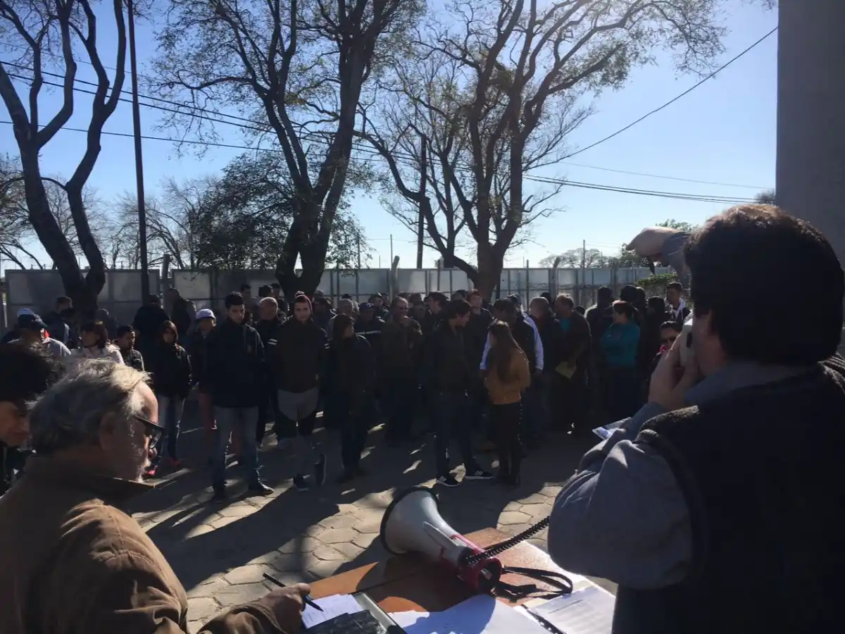 Por la subasta de vehículos, el municipio recaudó $250  