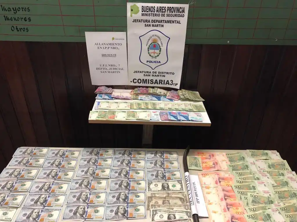 Recuperan millonario botín y detienen a dos delincuentes tras allanamientos en La Matanza y San Martín