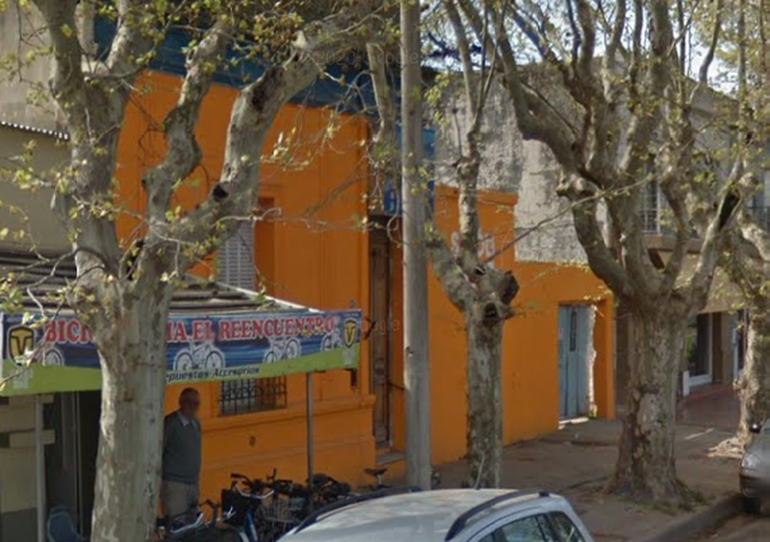Violencia de género, un detenido y muchas quejas de vecinos en torno al inmueble del Sindicato de Químicos