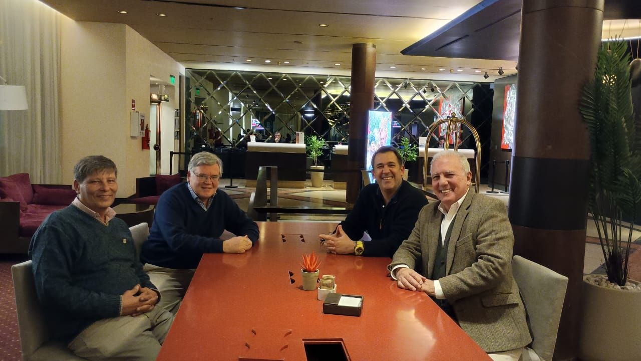 Rivas se reunió con los referentes del Frente Liberal Bonaerense para sellar el acuerdo.