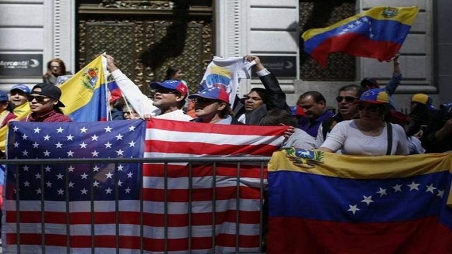 EXIGEN A EE.UU. aprobar la Ley Secure y acelerar TPS y residencia para venezolanos