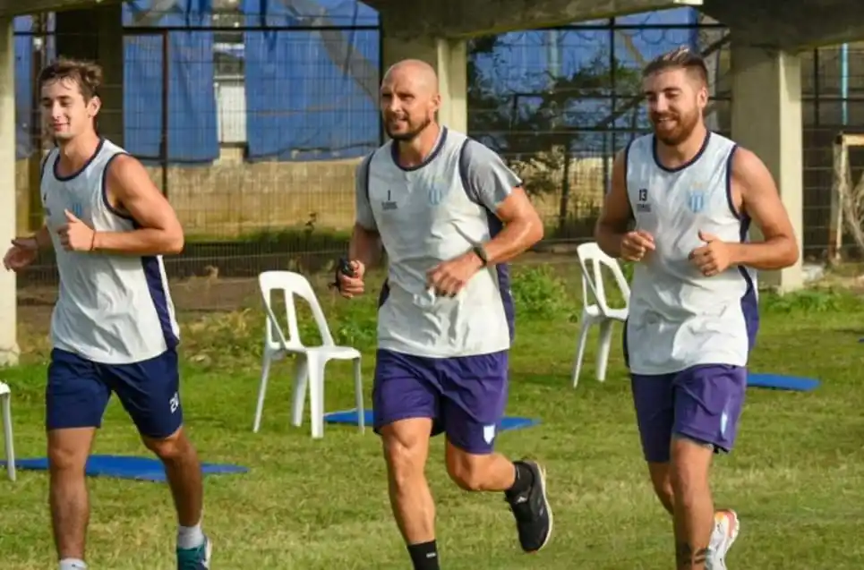 Juventud arrancó la pretemporada con la ilusión de Acosta pero con el éxodo de sus figuras 