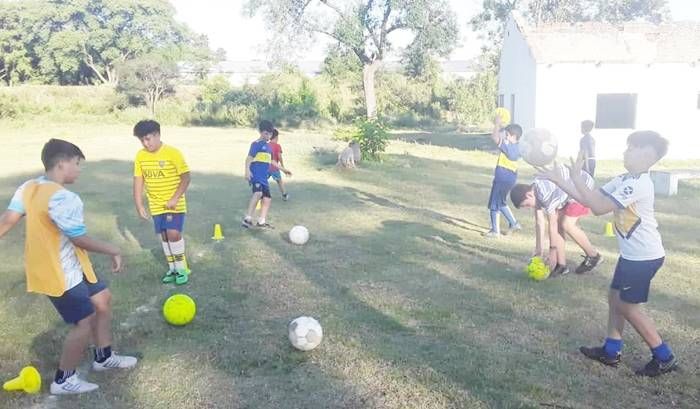 Abrió la inscripción para la  Escuela de Fútbol Infantil de  la Peña de Boca en Concordia