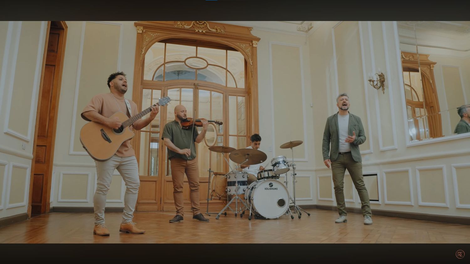 RaZa presentó su nuevo video y lo hizo a beneficio de una escuela: "Llevamos nuestro arte a la secundaria"