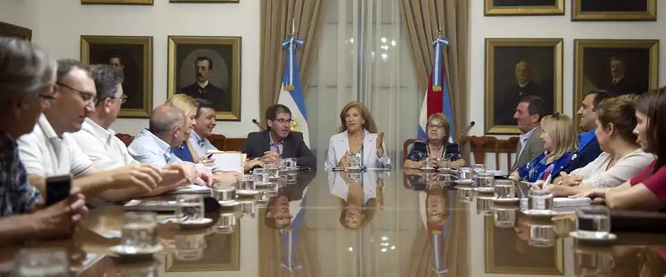 El Gobierno le propuso un 15 % a los docentes y no habría acuerdo