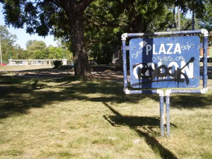 Buscan cambiarle el nombre a la Plaza Colón