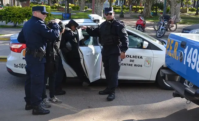 Detuvieron en Chaco a los dos gitanos prófugos por las estafas en Gualeguaychú