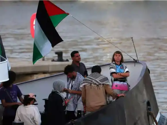 Israel   deportará a Europa a los activistas de la flotilla de ayuda dirigida a Gaza