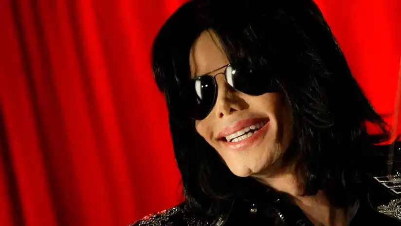 Radios dejan de pasar a Michael Jackson tras la nueva denuncia de pedofilia