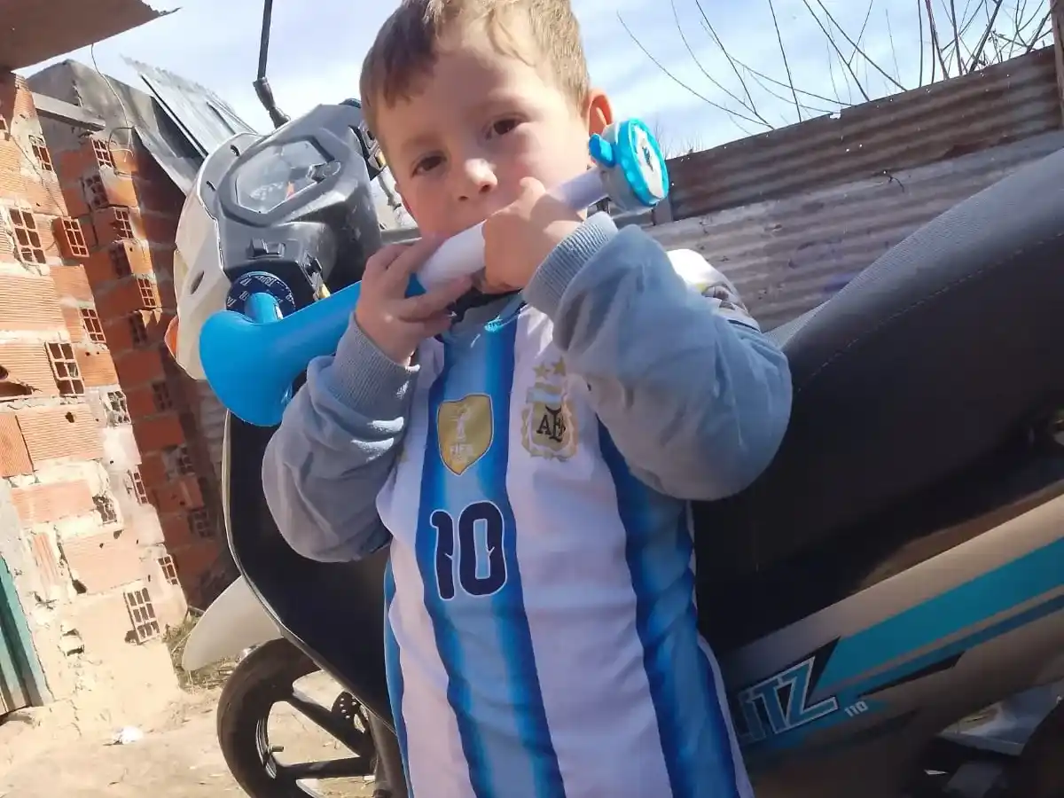 ¡Noah espera el partido de la Selección Argentina!
