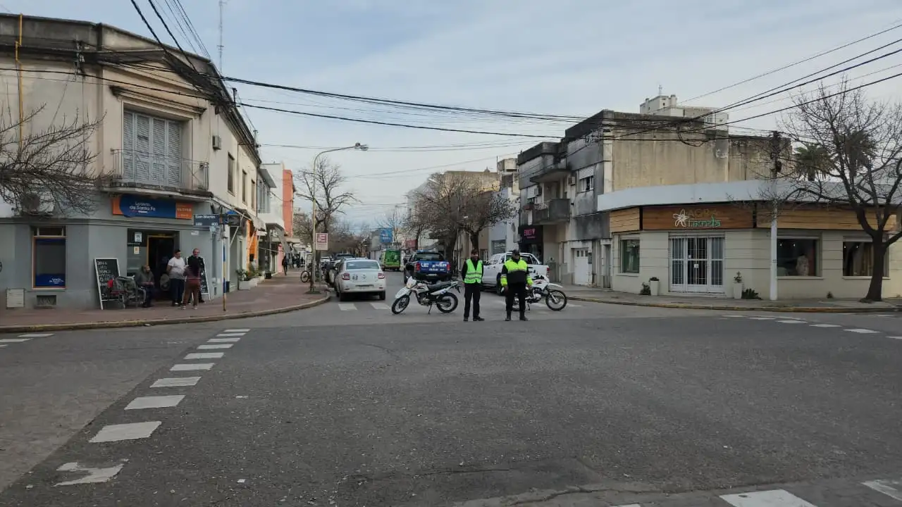 Intenso movimiento de sirenas por el centro de Rafaela: ¿qué sucedió? - 1