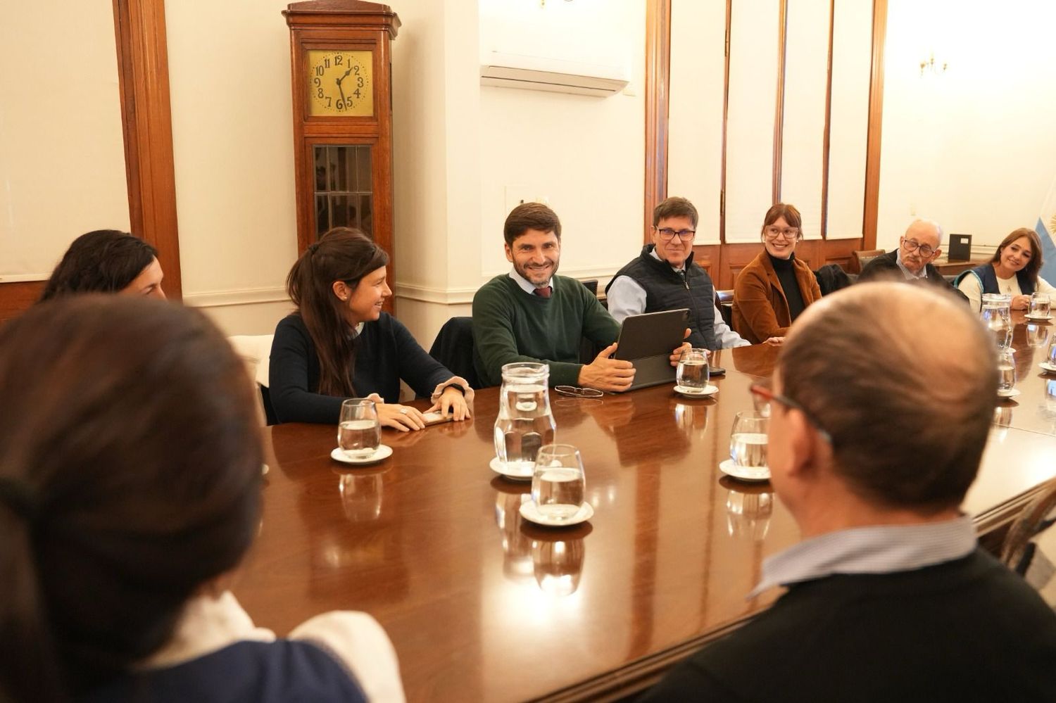 El gobernador encabezó el encuentro.