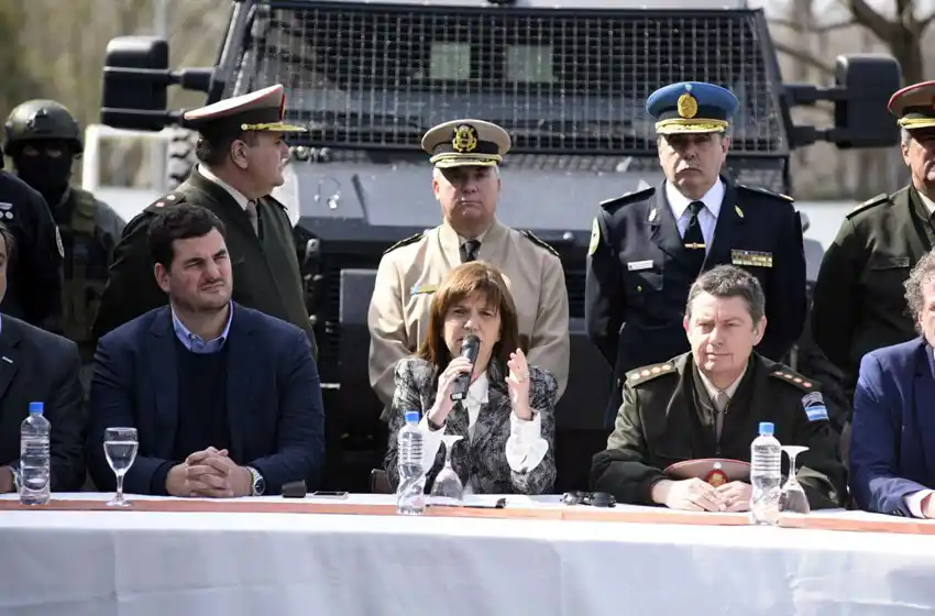 Patricia Bullrich: «Estamos dando golpes muy fuertes contra el narcotráfico»