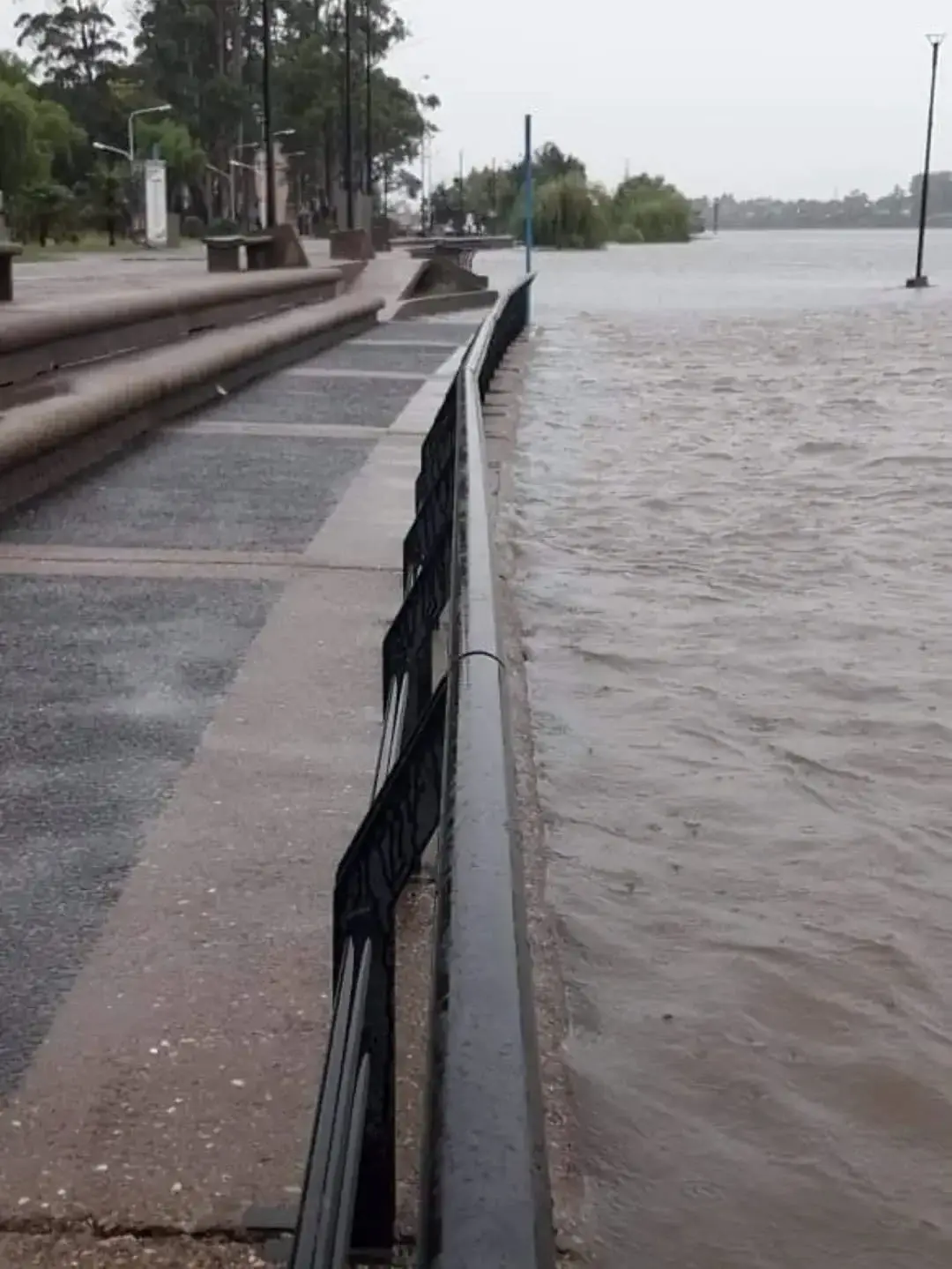 Ante el riesgo de inundaciones, Bomberos Voluntarios difundió una serie de recomendaciones para la población