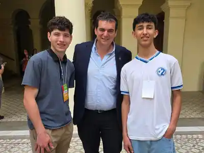 Un proyecto contra el vapeo es ley en el senado juvenil