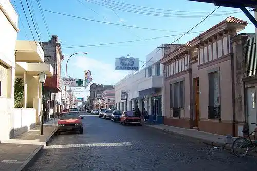 Se permitirá el estacionamiento doble mano para facilitar las compras navideñas
