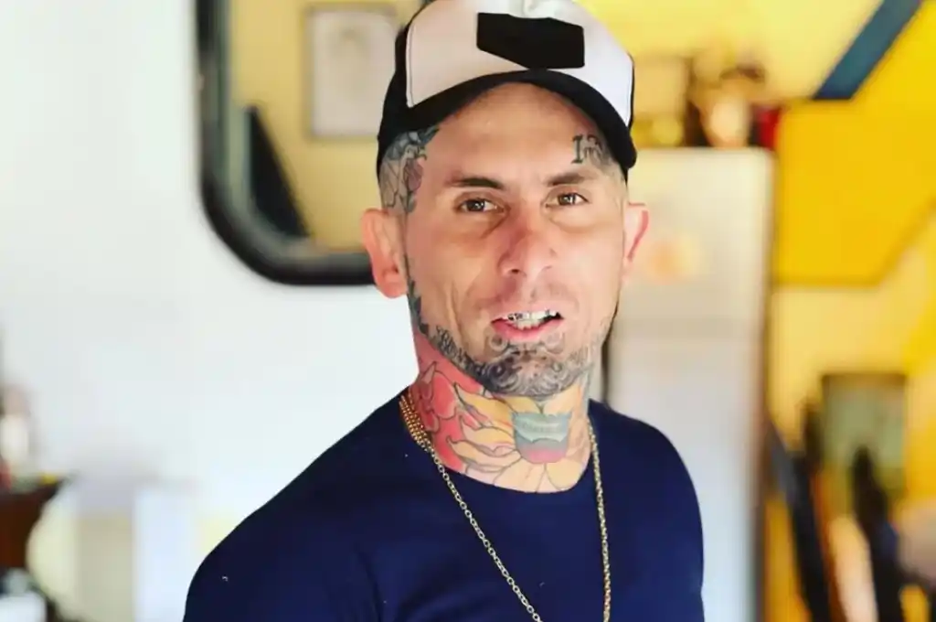 El cantante se expresó en redes sociales