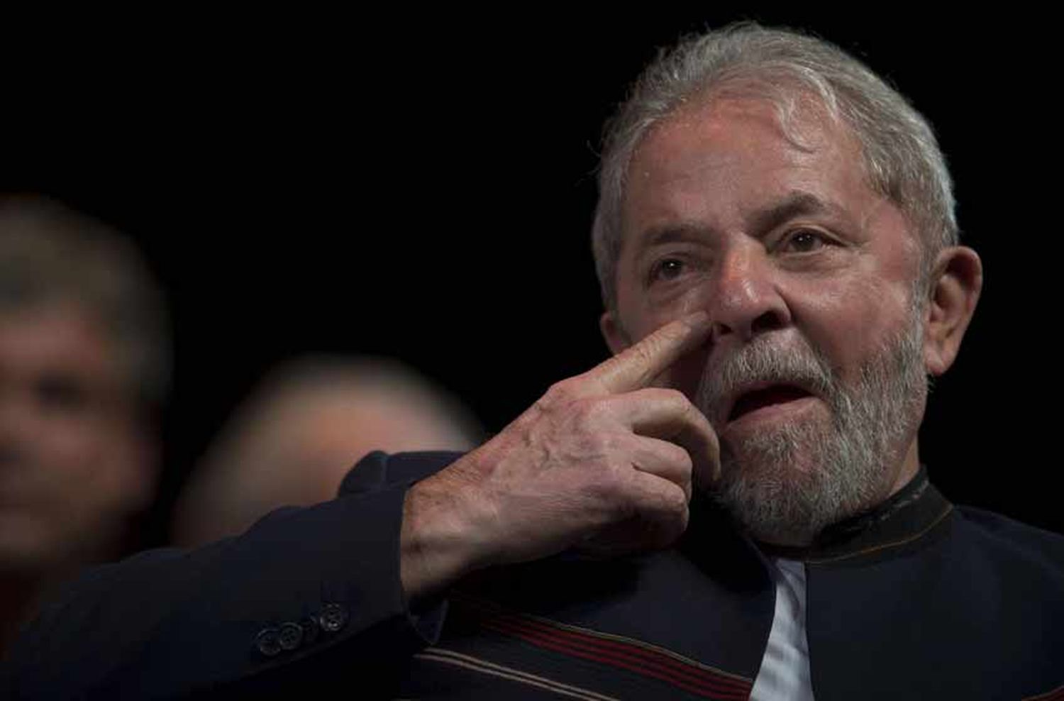 El encarcelamiento de Lula asoma a Brasil a un futuro incierto