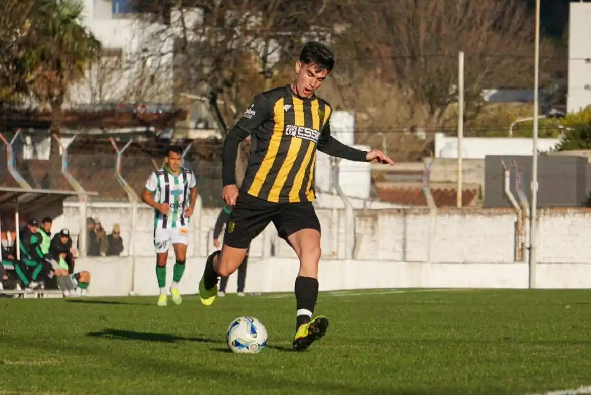 De la Vega, uno de los titulares aurinegros.