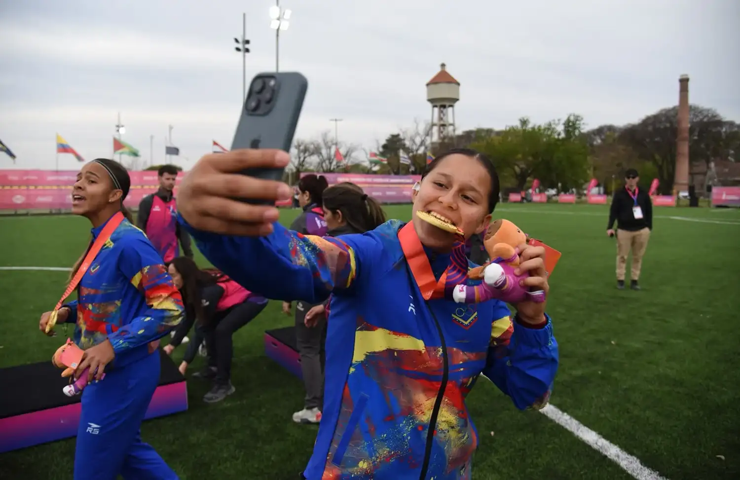 Valeria Rebanales, la arquera que fue protagonista del oro venezolano en los Juegos Suramericanos - 1