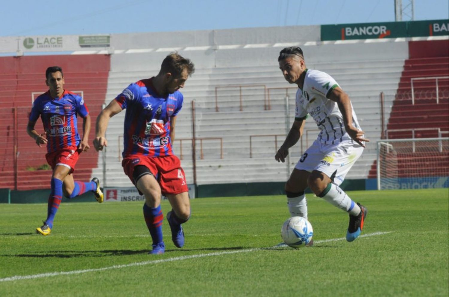 Güemes, con Politano, dio el ansiado salto de categoría