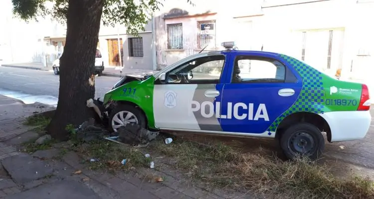 Policía chocó un patrullero cuando iba a intervenir en un robo
