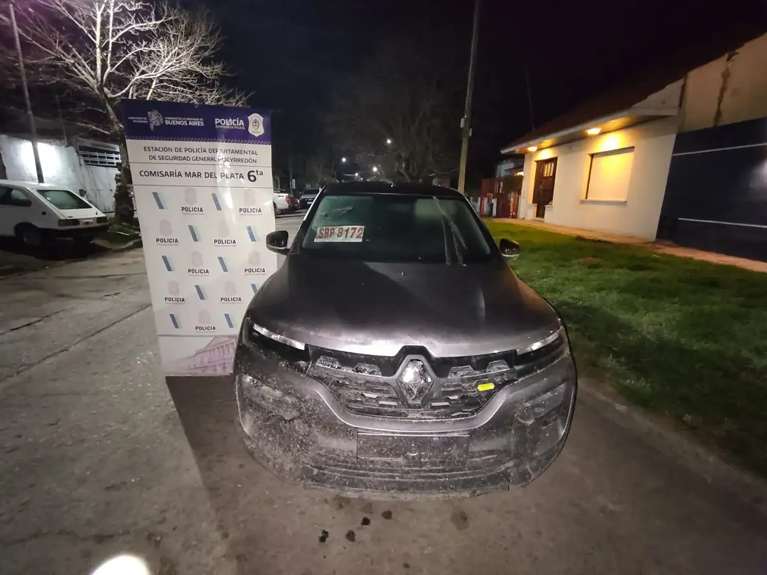 Persecución, tiros y un arma secuestrada: dos aprehendidos tras un robo en un comercio