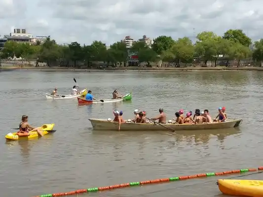 Esfuerzo y superación: Pruebas de nado en el río Gualeguaychú